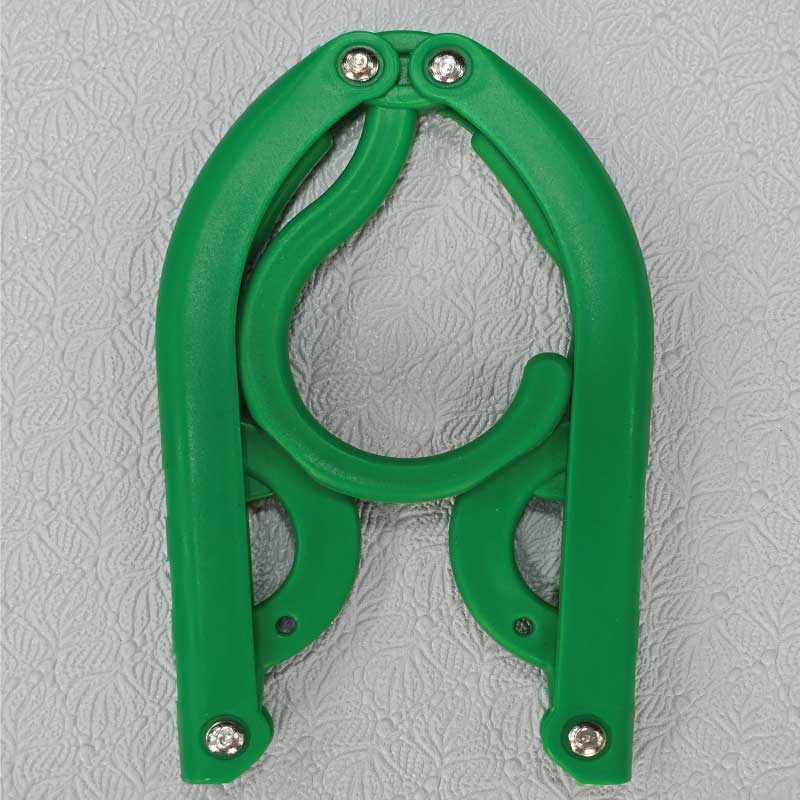 Folding Clothes Hanger